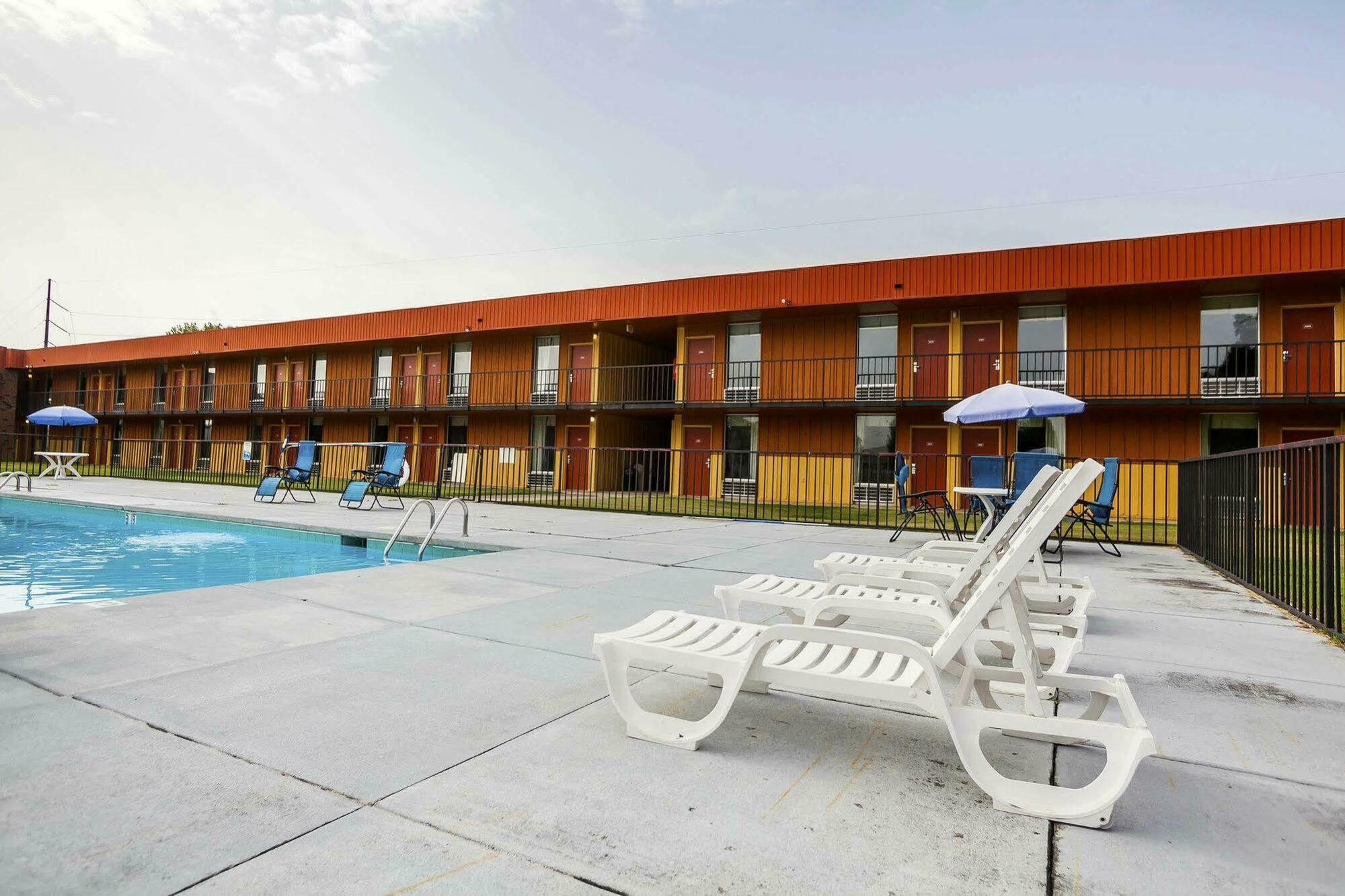 Econo Lodge Inn & Suites Ντένβερ Εξωτερικό φωτογραφία